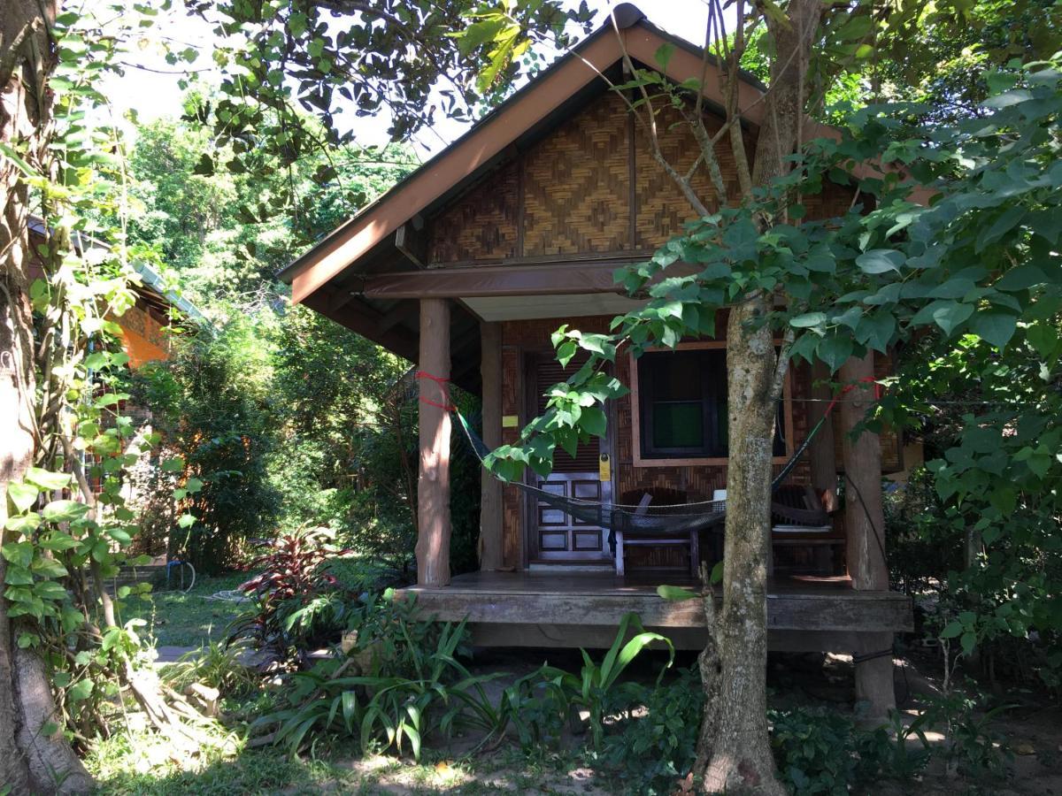 Starlight Beach Resort Koh Phayam Εξωτερικό φωτογραφία