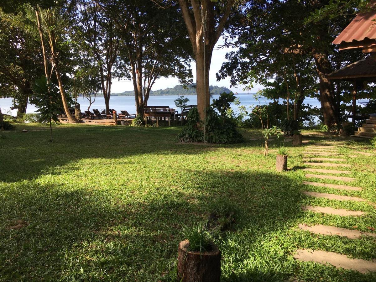 Starlight Beach Resort Koh Phayam Εξωτερικό φωτογραφία